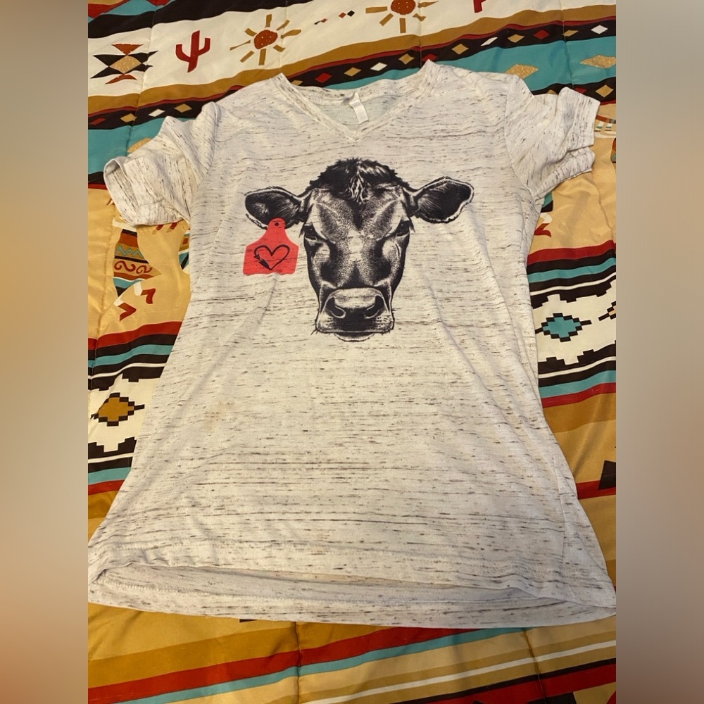 Cow with ear tag gray t shirt